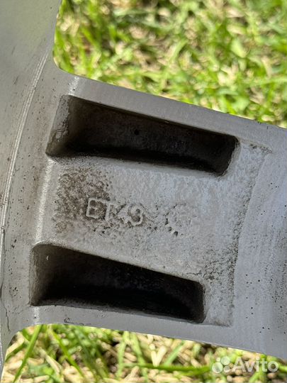 Продам литые диски