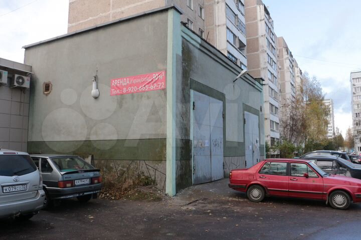 Гараж, > 30 м²