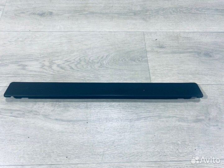 Накладка на порог передняя правая Ssang Yong Kyron