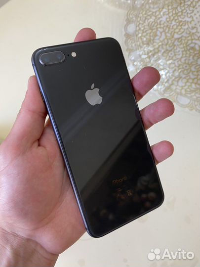 Телефон iPhone 8 plus
