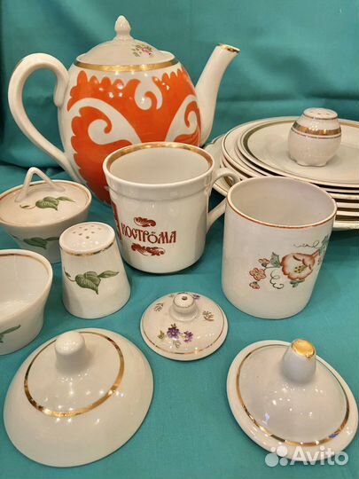 Фарфоровая посуда советских времён разная
