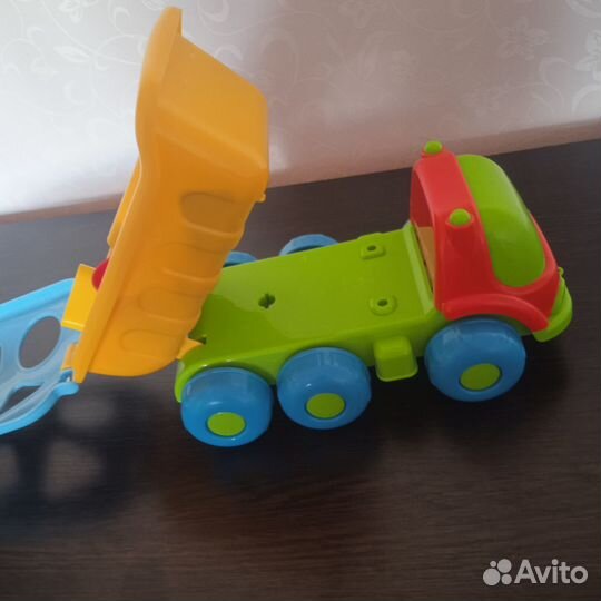Машинка развивашка большая
