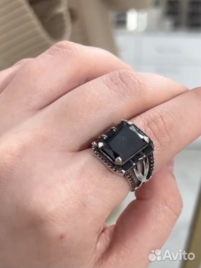 Серебряное кольцо мужское