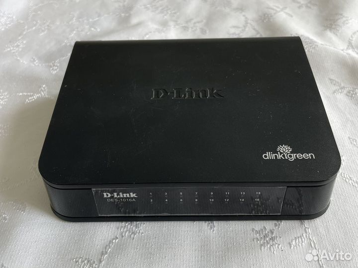 Неуправляемый коммутатор с 16 портами