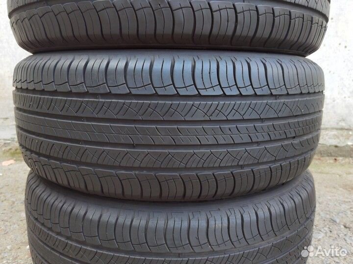 Michelin Latitude Tour HP 235/60 R18 103V