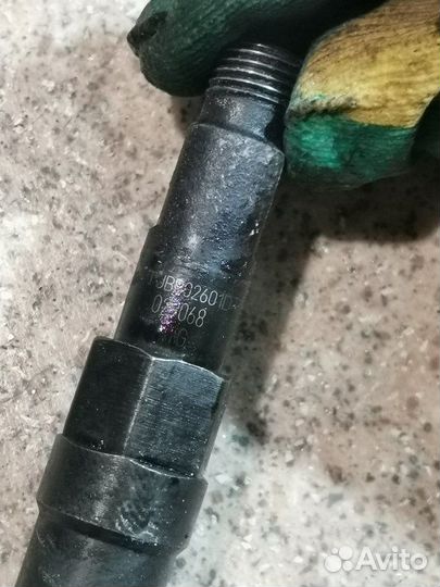 Форсунка топливная - Ford Transit 2.0 2000-2006