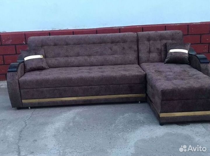 Угловой диван раскладной в наличии не б/у