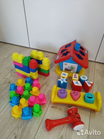 Развивающие игрушки пакетом