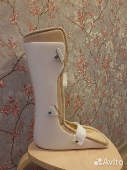 Ортез на голеностопный сустав жесткий