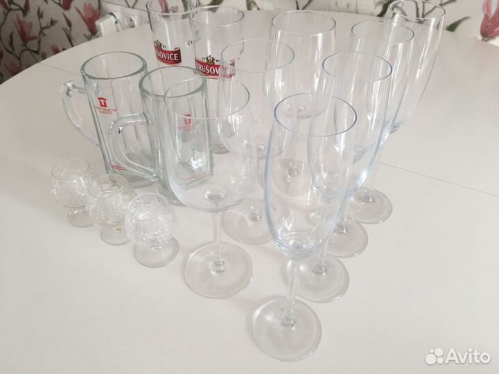 Набор:Бокалы для шамп/вина,рюмки, для пива,водки