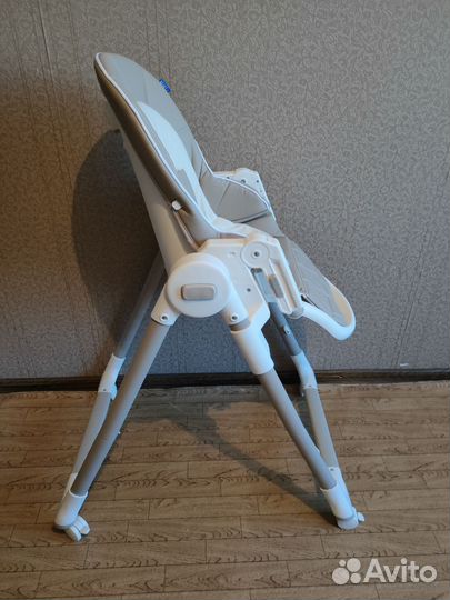 Стульчик для кормления Kari Kids