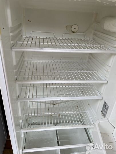 Холодильник stinol