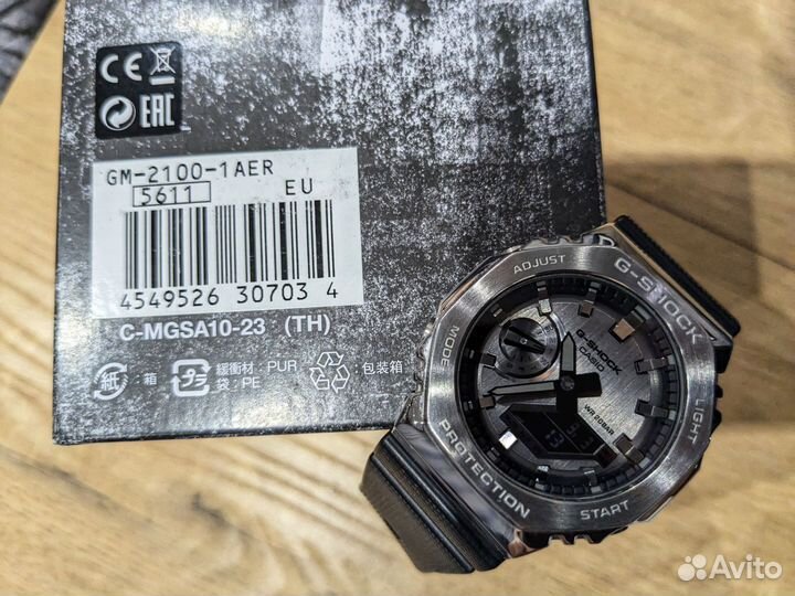 Часы Casio G-Shock GM-2100-1A