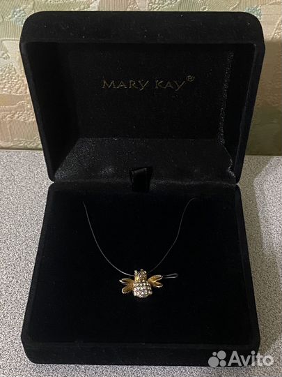 Украшение шмель mary kay