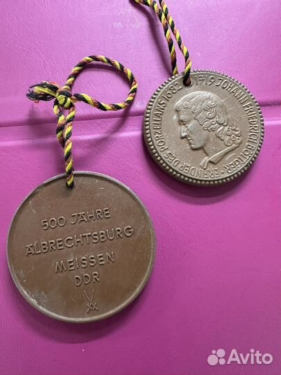 Значки и медали СССР