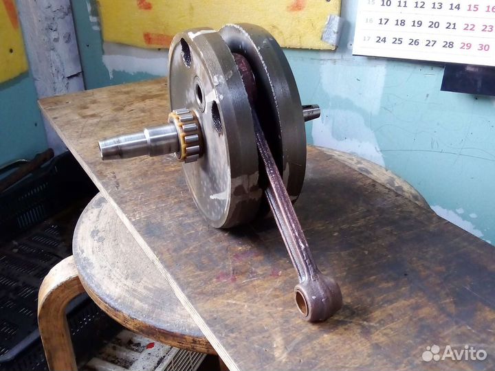 Коленвал двигателя мотоцикла Иж Планета 5
