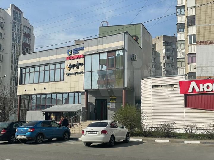 Помещение 366 кв.м