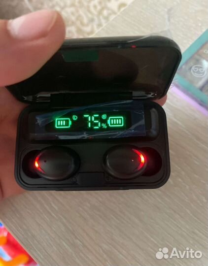 Беспроводные наушники вакуумные F9