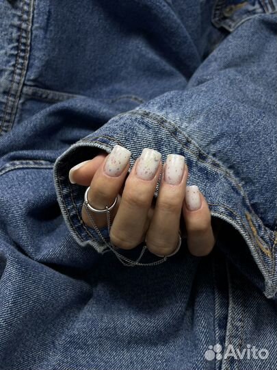 Маникюр с покрытием гель-лак