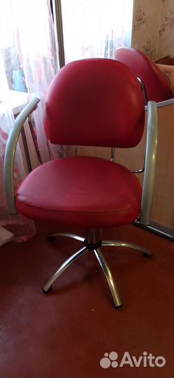 Стул для парикмахера