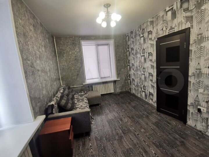 Комната 35 м² в 4-к., 3/4 эт.