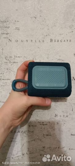 Продам колонку JBL GO3