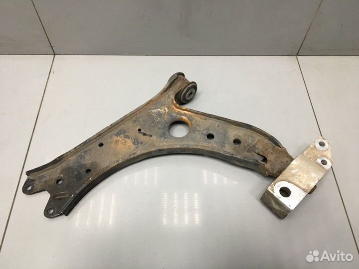 Рычаг передний левый Volkswagen Golf Jetta 5