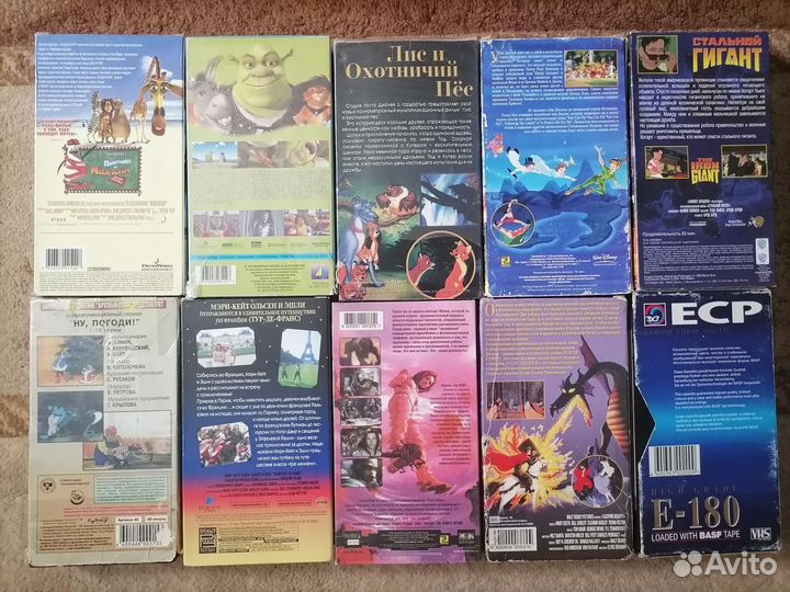 Видеокассеты с мультфильмами