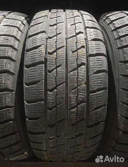 Goodyear Ice Navi SUV 205/65 R16 91M