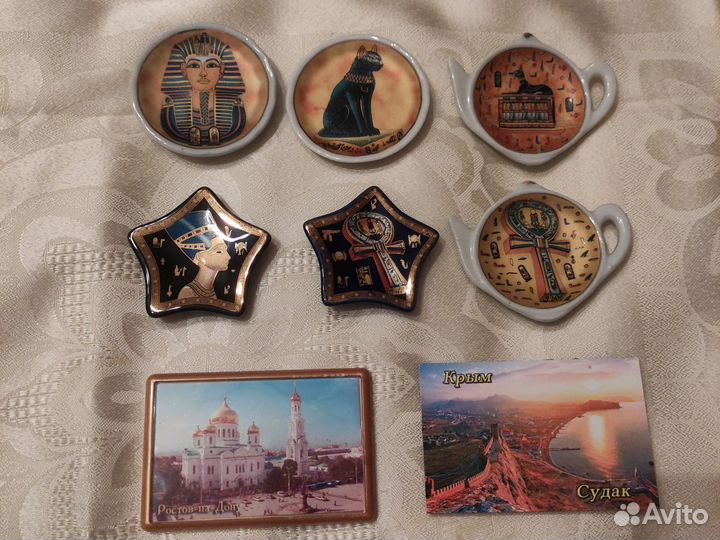 Магниты на холодильник из разных стран