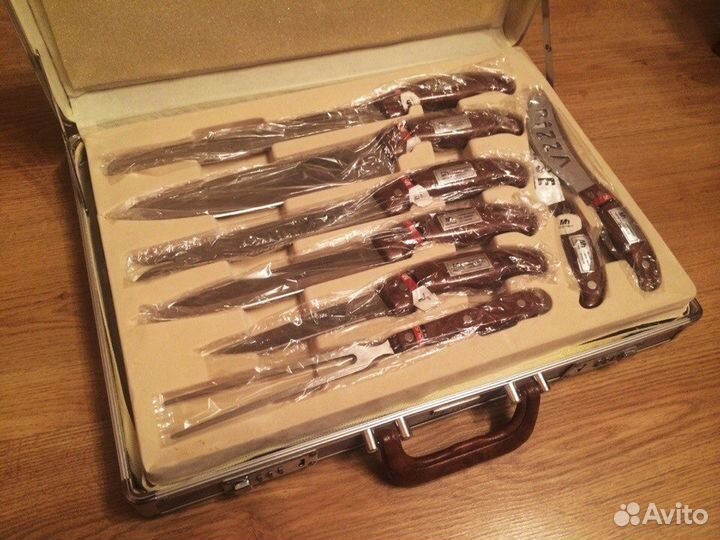 Набор ножей