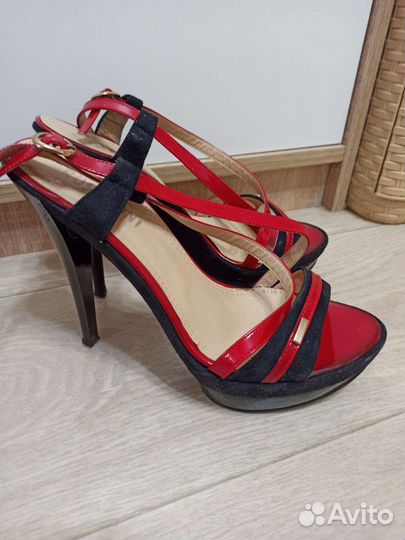 Босоножки 39