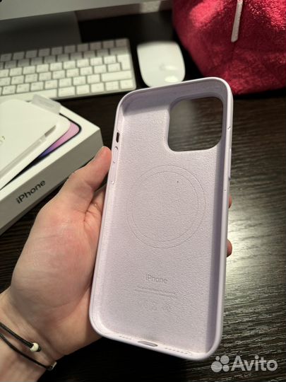 Чехол на iPhone 14 Pro Max силиконовый magsafe