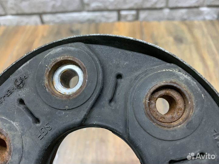 VW Tiguan 2 Муфта эластичная карданного вала