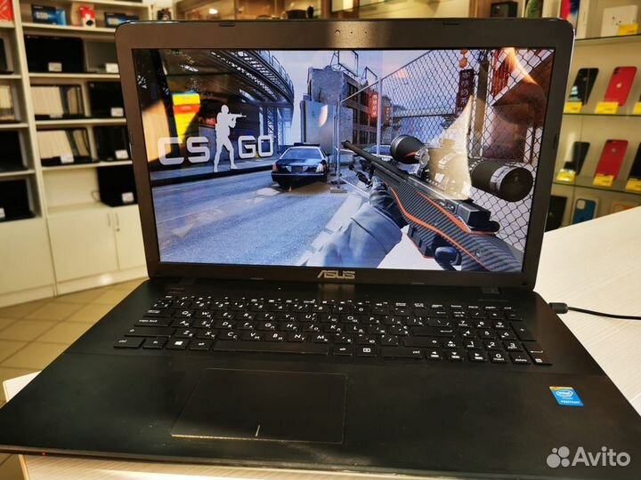 Ноутбук Asus 17.3