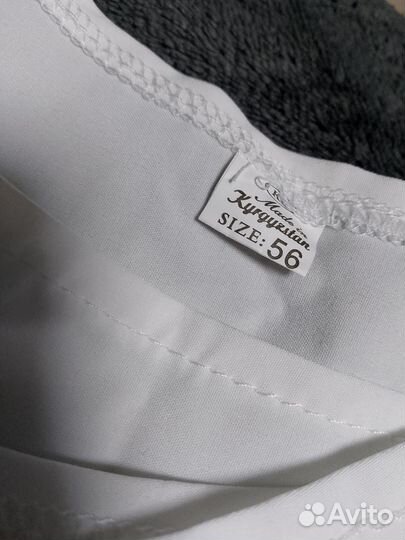 Костюм тройка новый 56 р-р