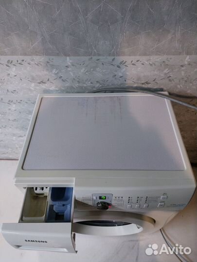 Стиральная машина Samsung WF6MF1R0W0W