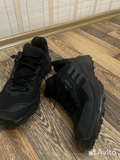 Кроссовки adidas terrex