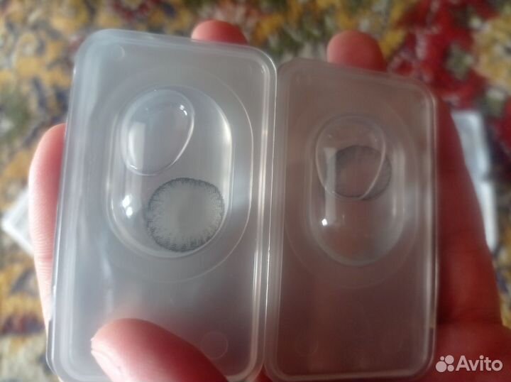 Линзы серые