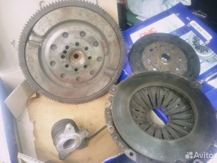 Сцепление в сборе на Ssang young action бензин