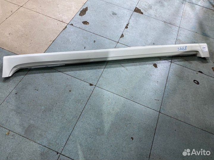 Накладка на порог наружная передняя левая Nissan