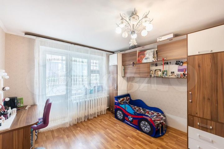 3-к. квартира, 92 м², 1/14 эт.