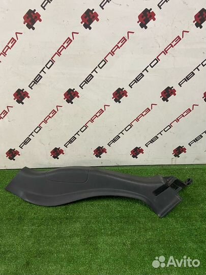 Накладка порога задняя Renault megane 2