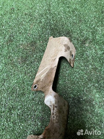 Защитный экран турбины KIA Carnival 2 VQ