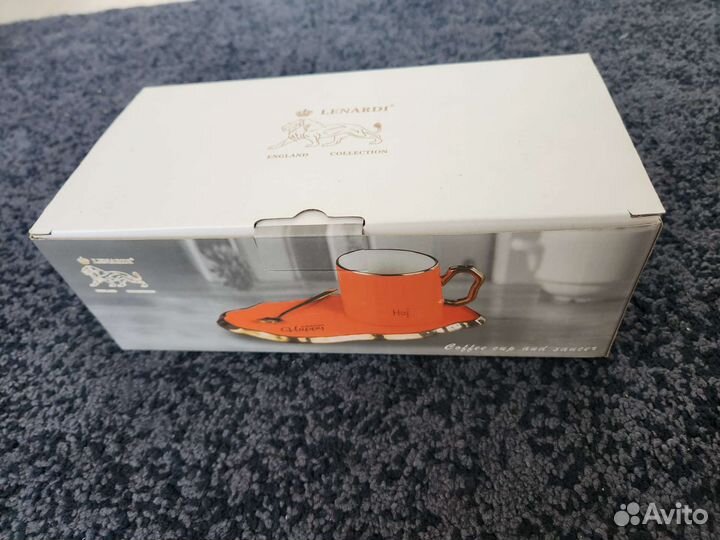 Чашка с блюдцем фарфоровый набор