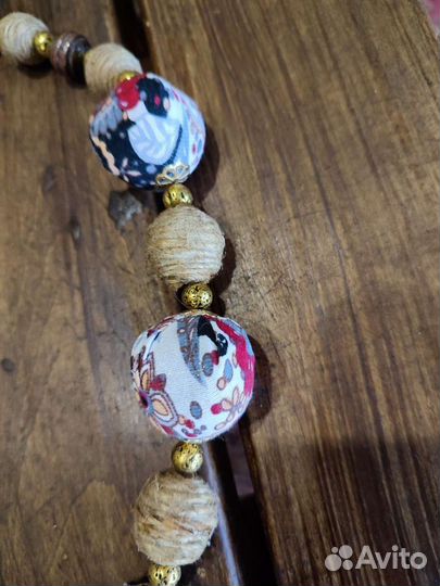 Оригинальные текстильные бусы ручной работы