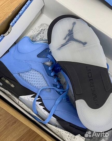 Nike Air Jordan 5 “UNC”