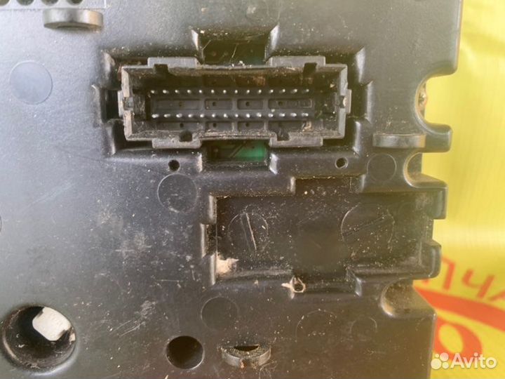 Панель приборов Volkswagen Golf 3