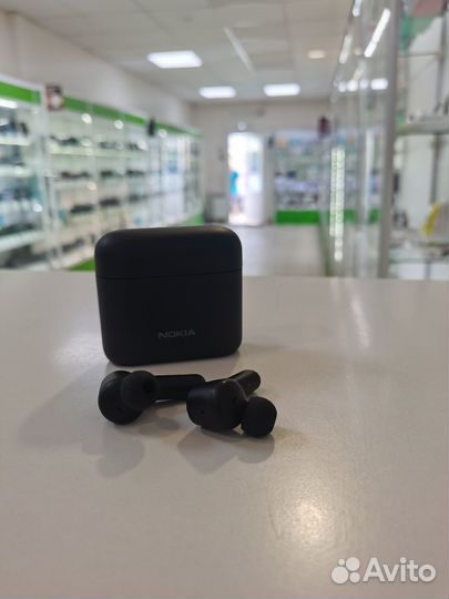 Беспроводные наушники Nokia