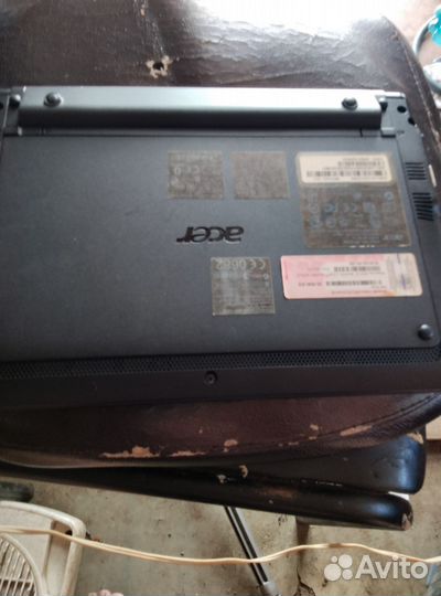 Нетбук Acer aspire one